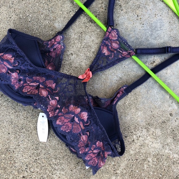 Adore Me Bra - Picture 4 of 8